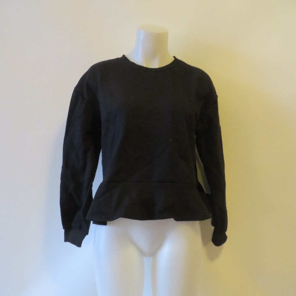 ZARA WOMAN BLACK LONG SLEEVE PEPLUM HEM TOP M *